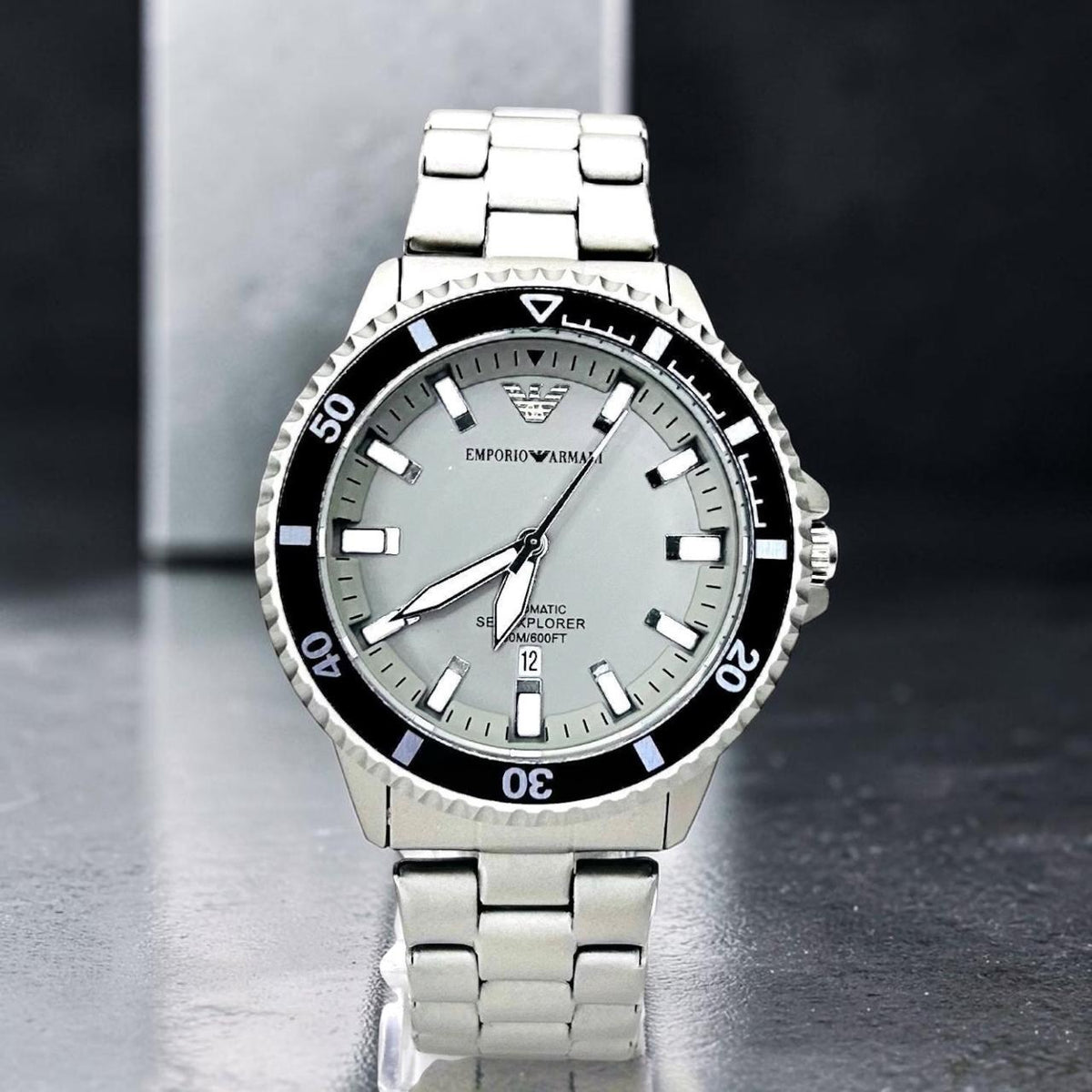 Primeira linha - Sea Explorer TP - Cinza - Pulseira de aço - À PROVA D’ÁGUA